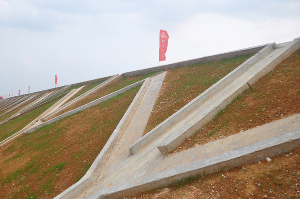 高速公路高路堤邊坡加固治理措施 高速公路高路堤邊坡加固治理措施